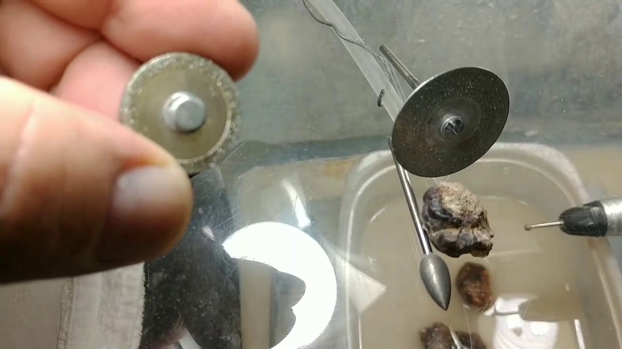 Fire Agate Carving~ Finding the right tool for each stage