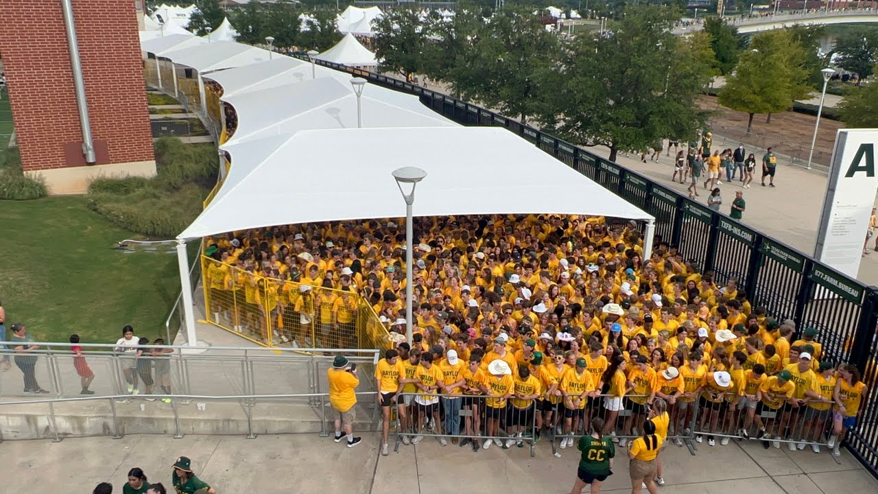 First game 2022 opening Baylor Line runs!