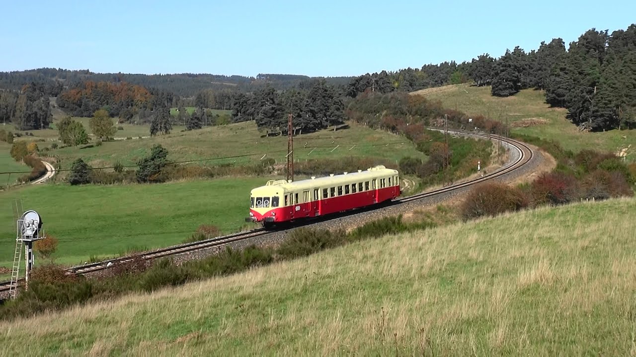X2403 sur les Cévennes et les Causses