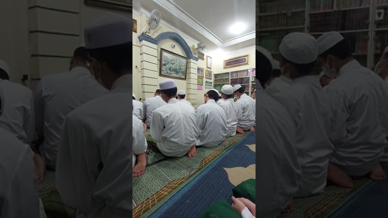 Rutinitas Pembacaan Fatikhah Setelah Sholat Subuh Santri Barfo Mahdi