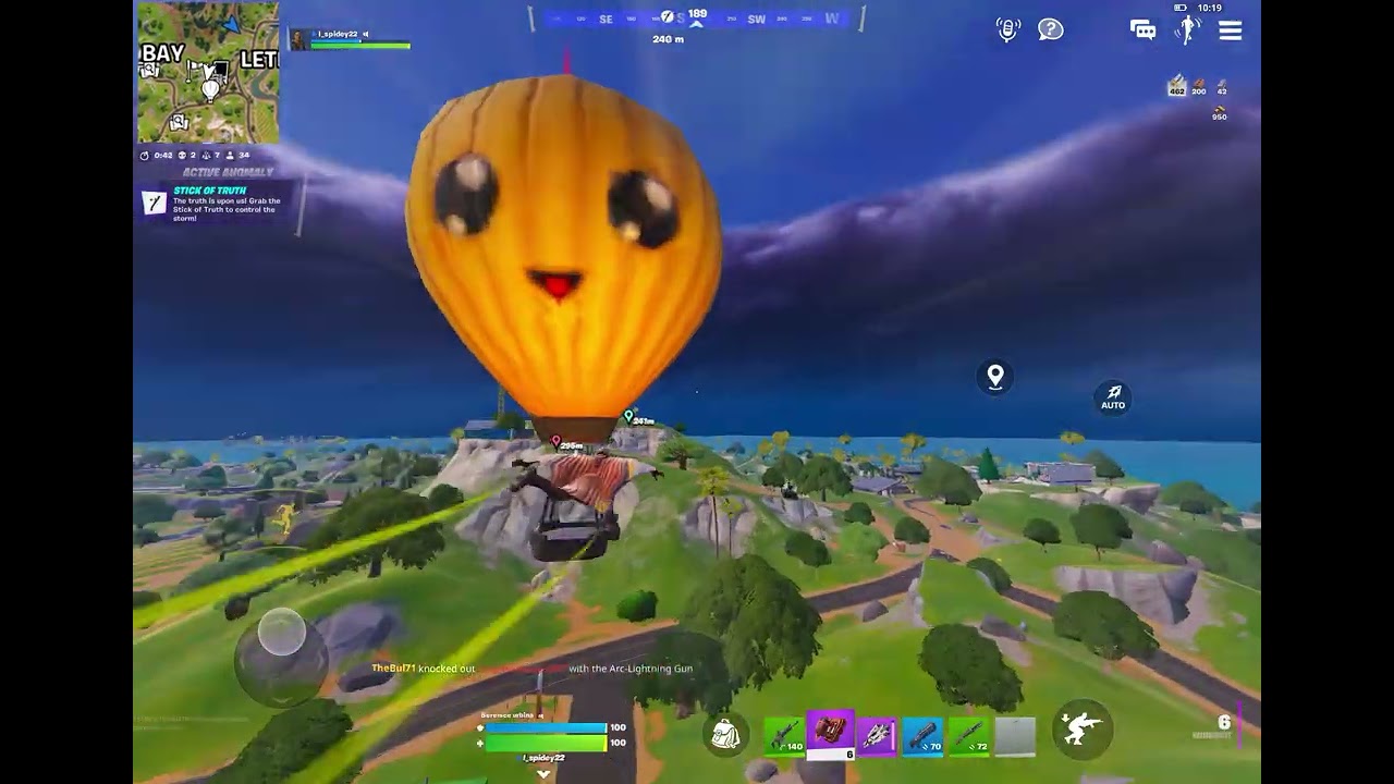 Fortnite ( with a sibling) btw no voice 