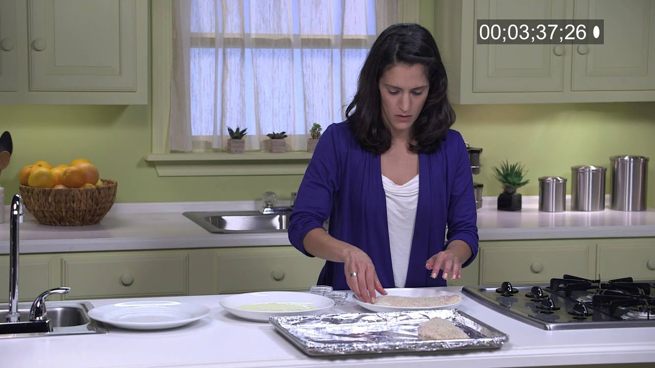 Bagre crocante al horno con ensalada de brotes de soja