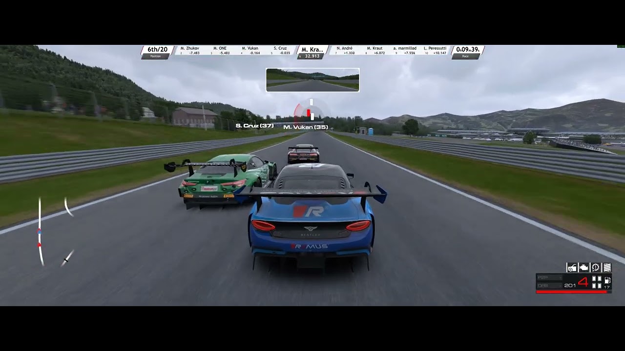 Raceroom Racing Experience gameplay | Disaster but enjoyable race