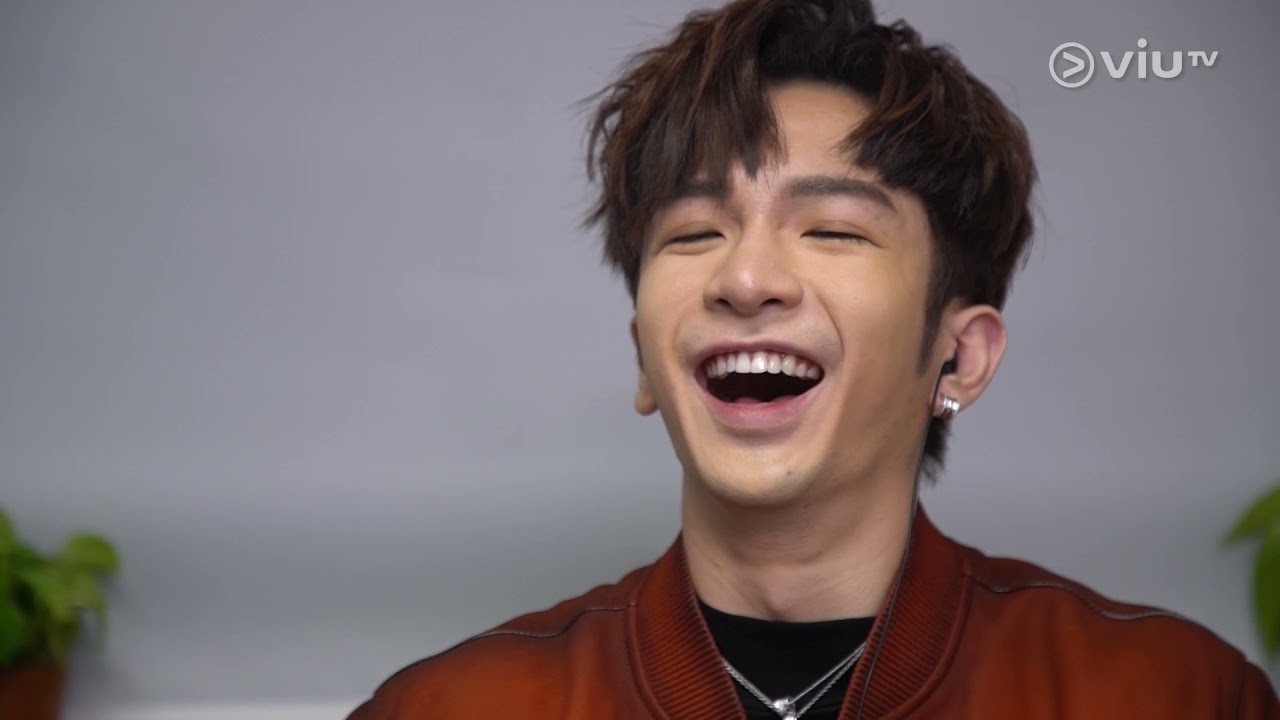 《神的女主角》 EP 1 - 神徒們踴躍參加