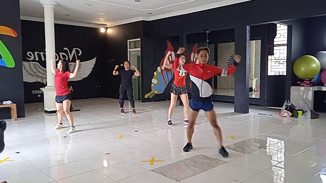 || REMBUKAN LANGKAH KOREO DALAM KELAS BIKIN NGAKAK || PRIVATE AEROBIC CLASS WITH SIGIT AEROGYM ||