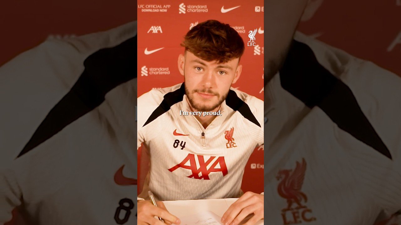 Conor Bradley ✍️ 🤩