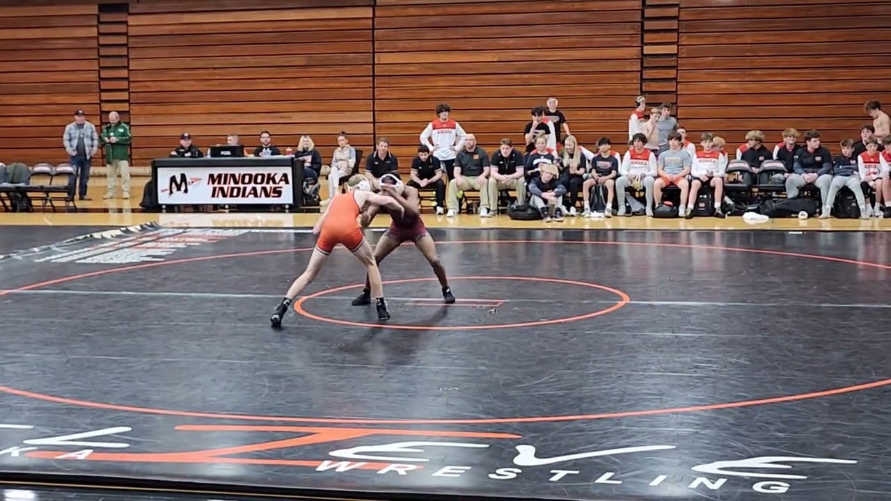 Minooka vs Belleville 132lbs 11-25-23 (starting 2nd period)