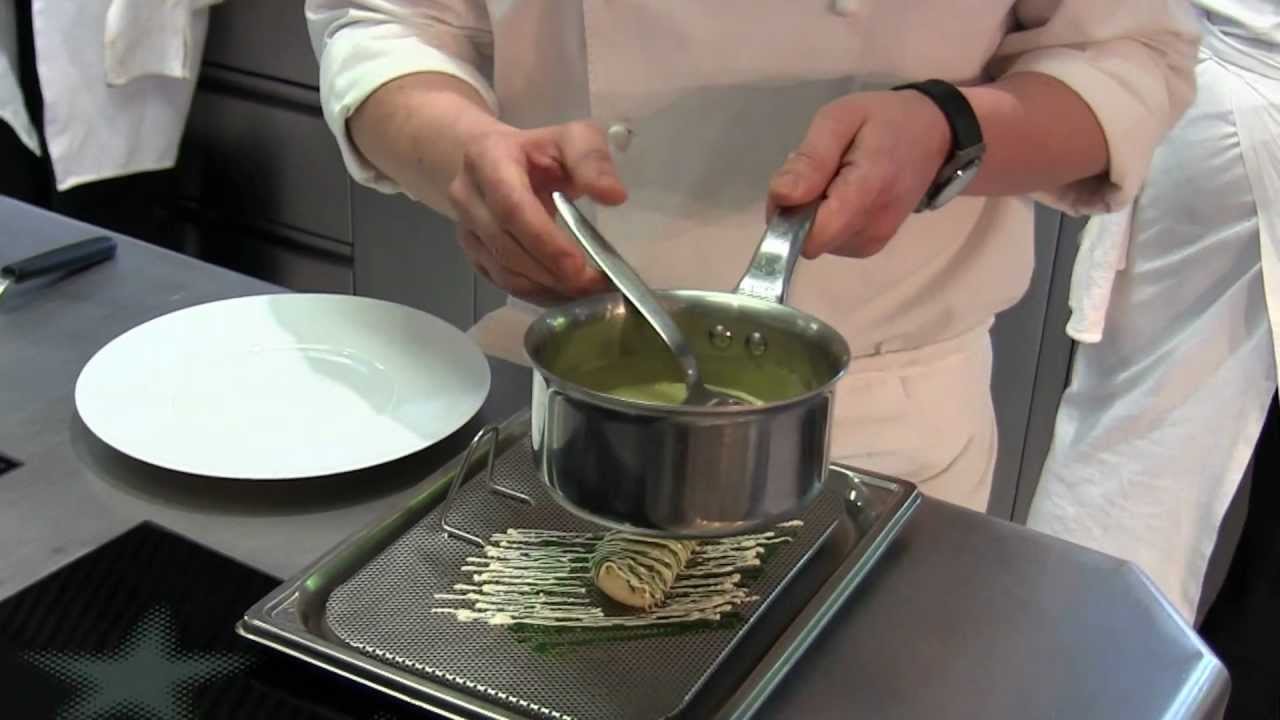 Giovannini prepares a dish at l'Hôtel de Ville