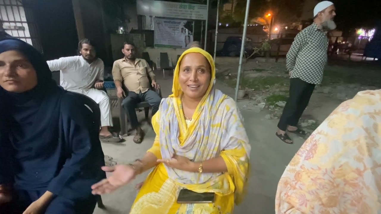 kaynaat oldagehome mein baata ration..LG set aur Amjad bhai ki taraf say...part 1 vlog