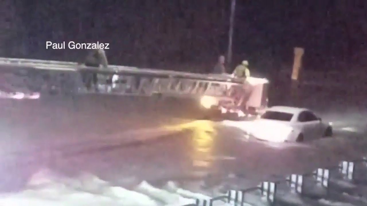 Heavy rain prompts high water rescue at Culebra Creek
