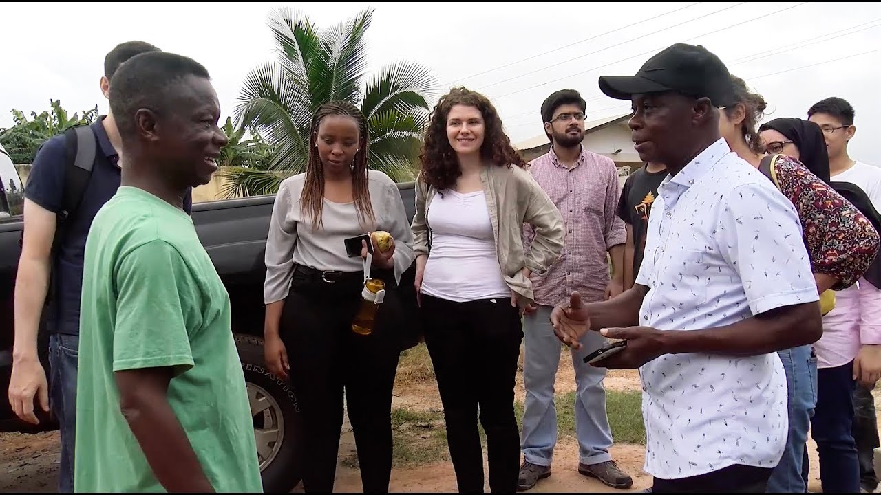 Lending a Helping Hand With the Local Economy in Kumawu