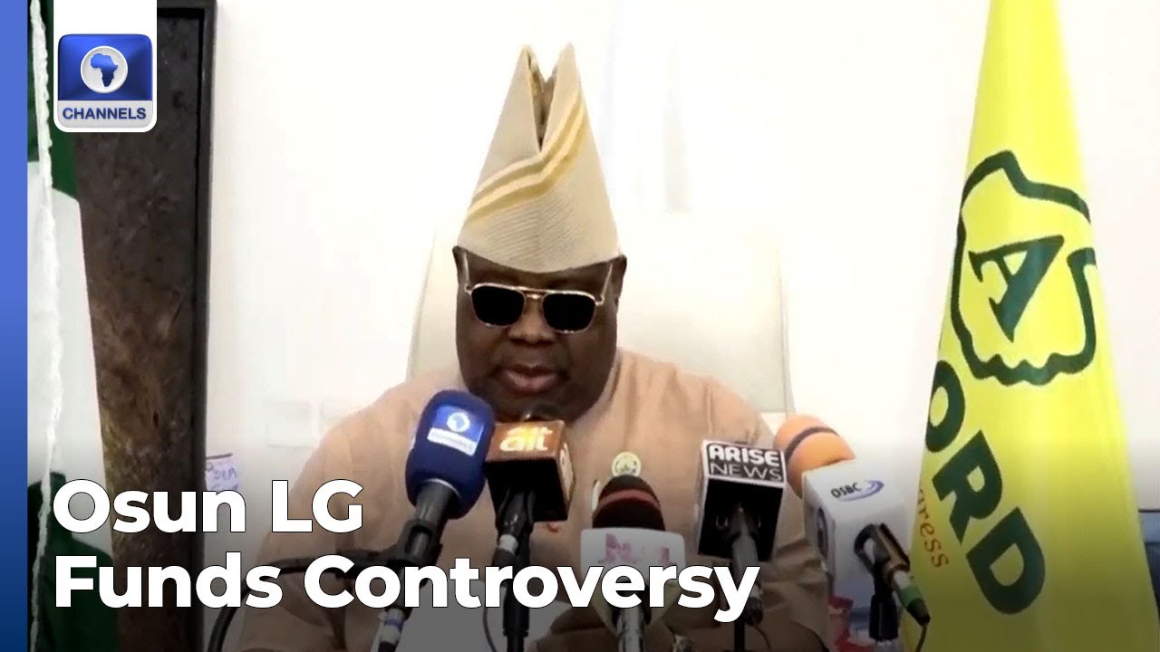 Aides To Gov Adeleke And Ex-Gov Oyetola Faceoff Over LG Funds Controversy | Lunchtime Politics