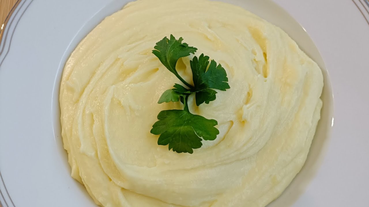 Purè di patate -ricetta originale- dello chef francese Joel Robuchon