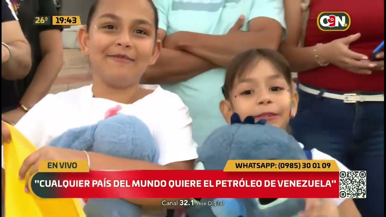 Venezolanos en Paraguay se manifiestan en la Plaza de la Democracia