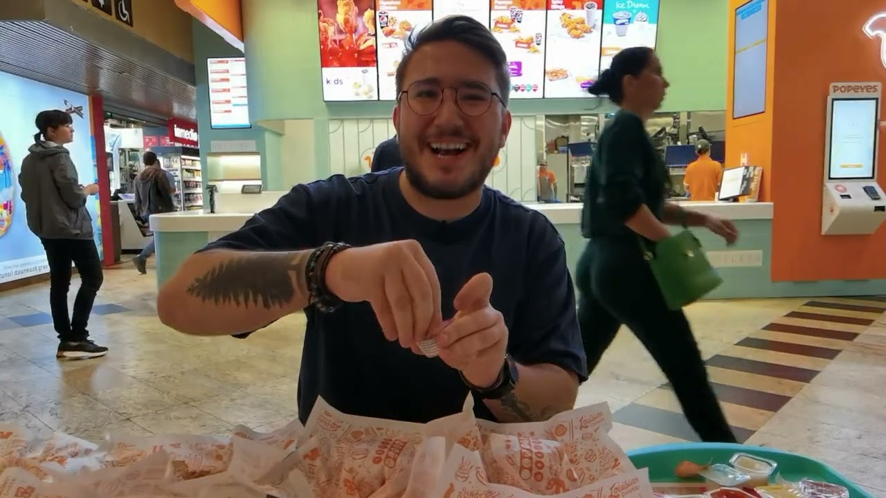 Am încercat pui exact ca-n Louisiana la Popeyes din Băneasa Shopping City (București)