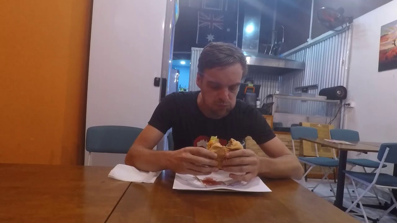 How To Eat An Oz Burger