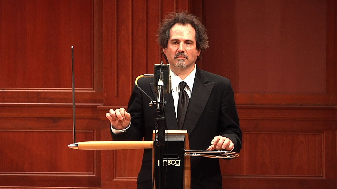 Mano Divina Delivers the Theremin to New Audiences