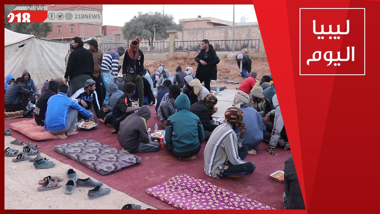 مجموعة من المتطوعين في الزنتان ينظمون مائدة الرحمن | ليبيا اليوم