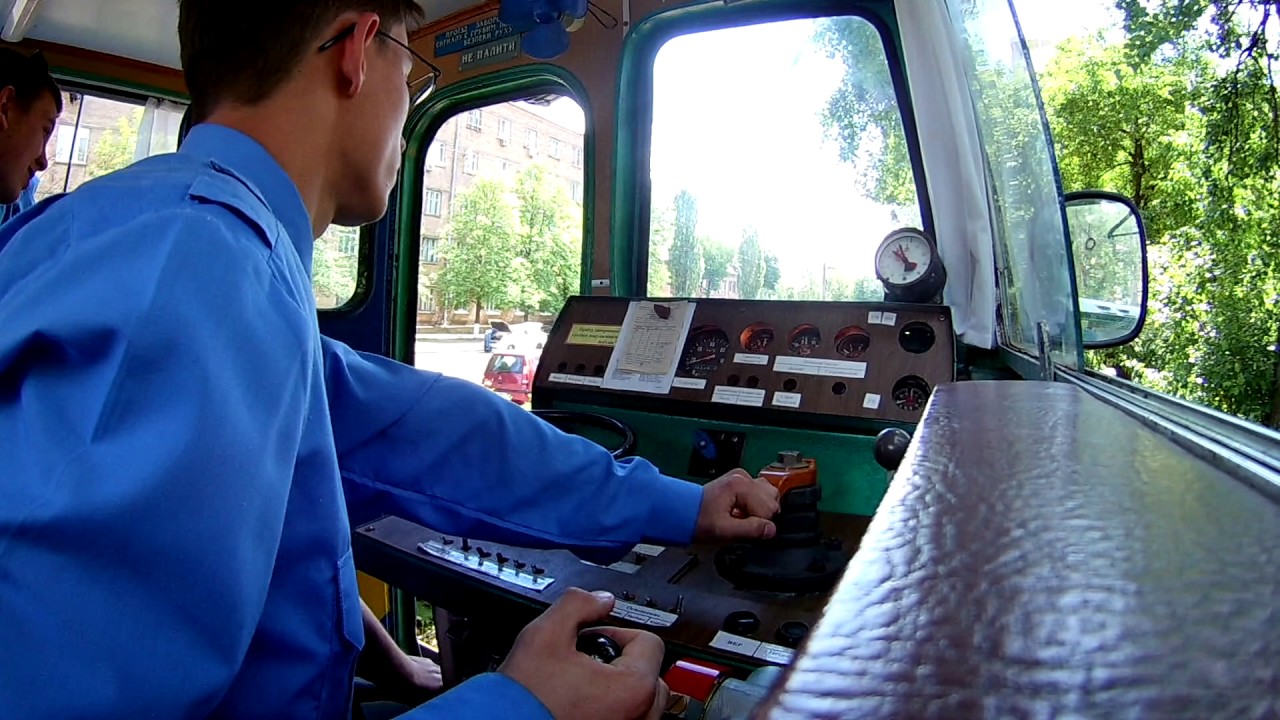 Поїздка в кабіні вузькоколійного тепловозу ТУ7А-3192. Ride in the cabine diesel locomotive TU7A-3192