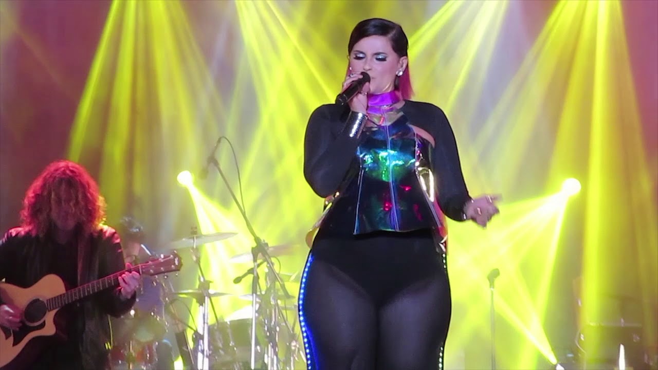 Nelly Furtado 