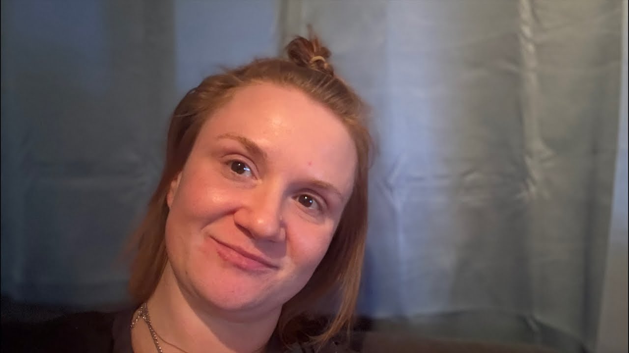Elizabeth Veronica is live!