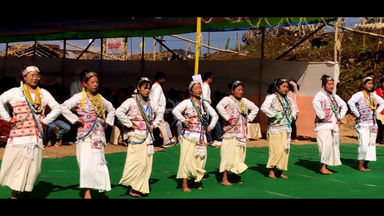 Ena Ena Yo Dance by The Bugun Khowa Girls at Nyethrii Dow Festival 2022