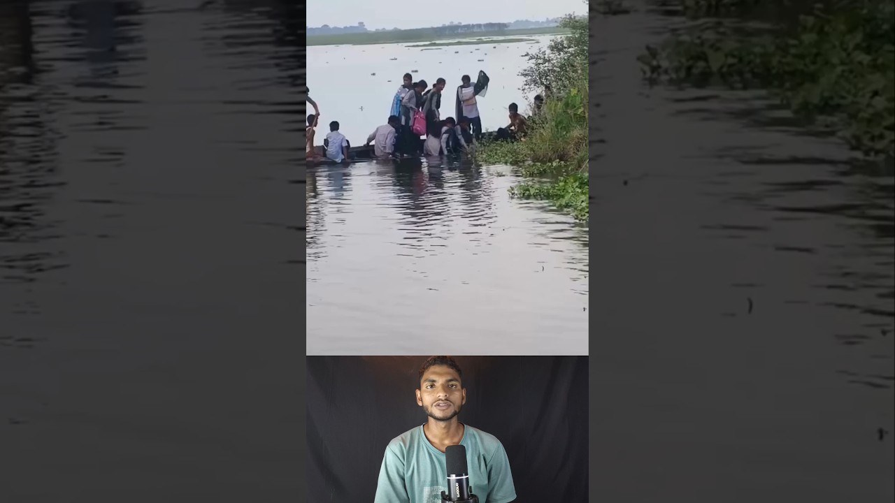 Bihar Flood Mein Nao Se School Jaate Bachhon Ki Jaan Risht Par: Nao Palatne Se Paani Mein Gire