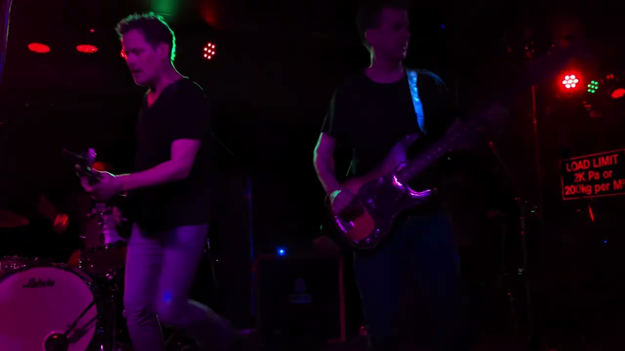 Girls Against Boys @ Marrickville Bowling Club (13/2/26) Part three 