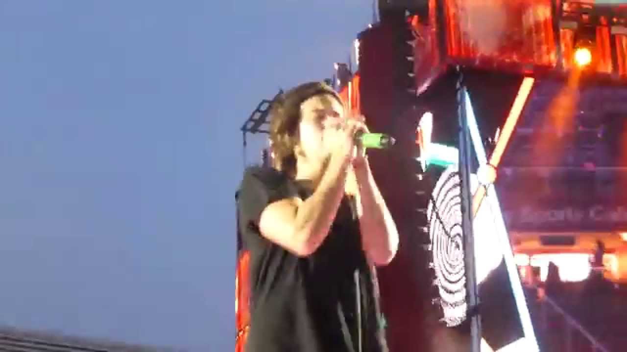 One Direction - Why Don't We Go There (Barcelona 8/7/14 WWAT)