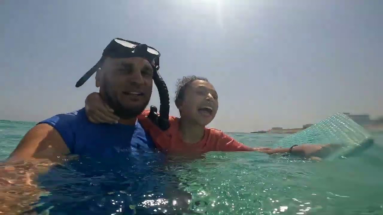 مينا حشيش وكنت بعلم جنا العوم كانت هتغرقني