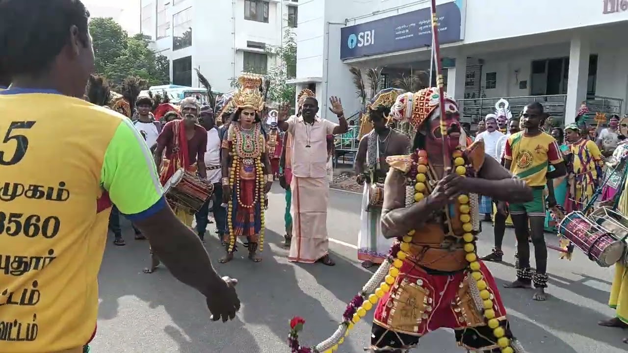 கரூர் பூக்கூடை விழா 