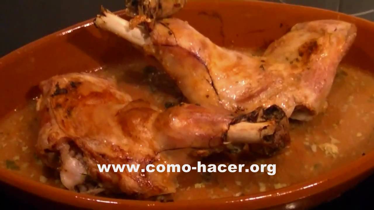 Paletilla o pierna de cordero lechal asada al horno - Recetas Navideñas