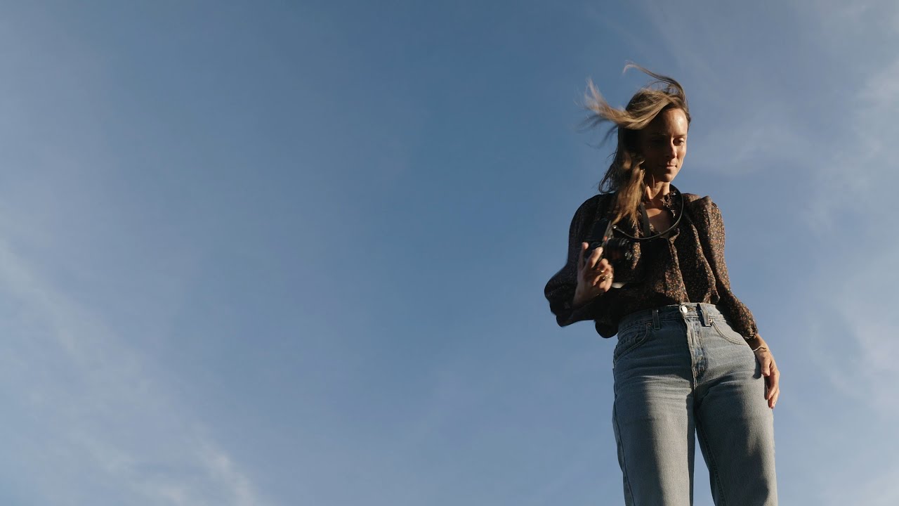 Lucy Laucht - in Motion with the Leica M10-R