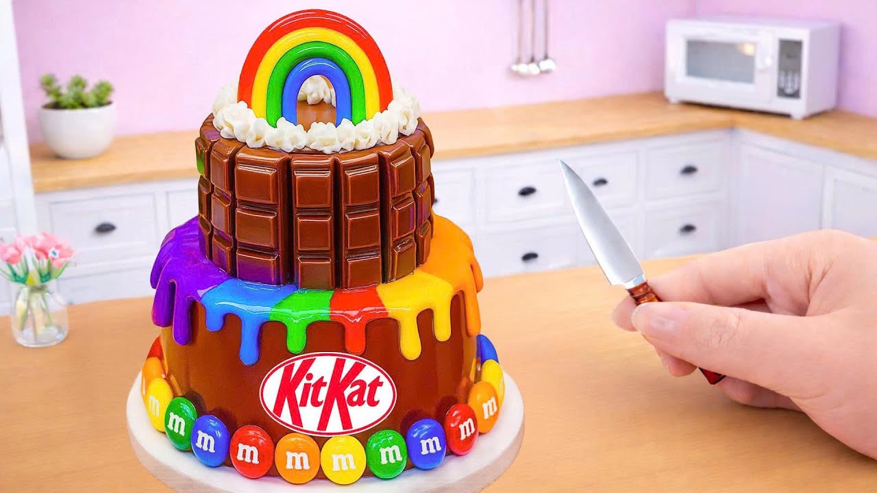 Mini Rainbow KITKAT Cake Recipe With Chocolate 🌈 Stunning Miniature Rainbow Cake Decoration DIY