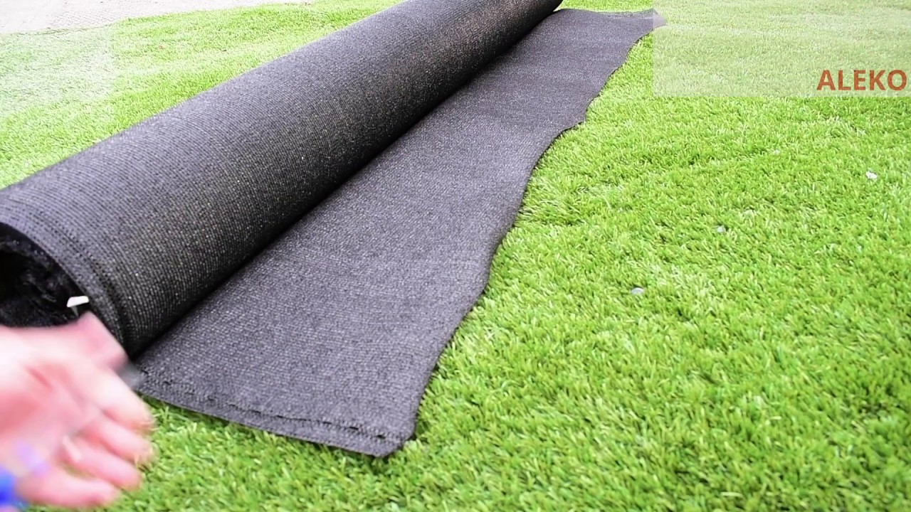 ALEKO Privacy Mesh Fabric Screen Fence with Lock Holes - 6 x 150 Feet-Black