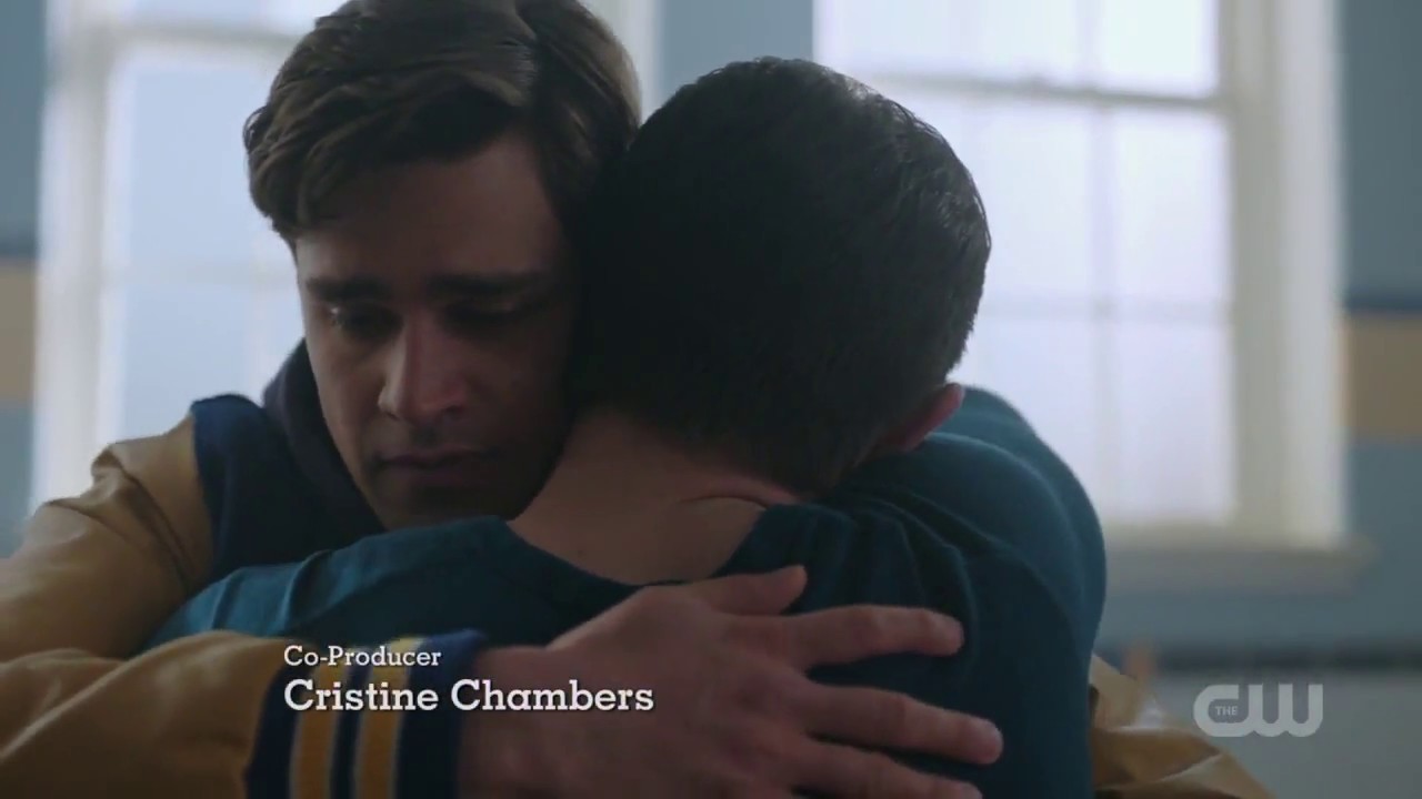 Riverdale 2x22 Kevin and Moose Kiss Scene