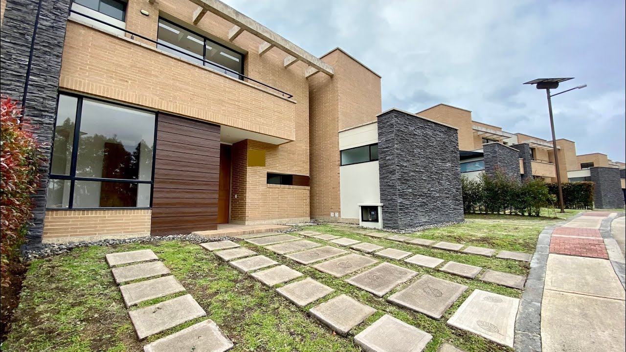 VENTA CASA PARA ESTRENAR LOS ROBLES CAJICÁ