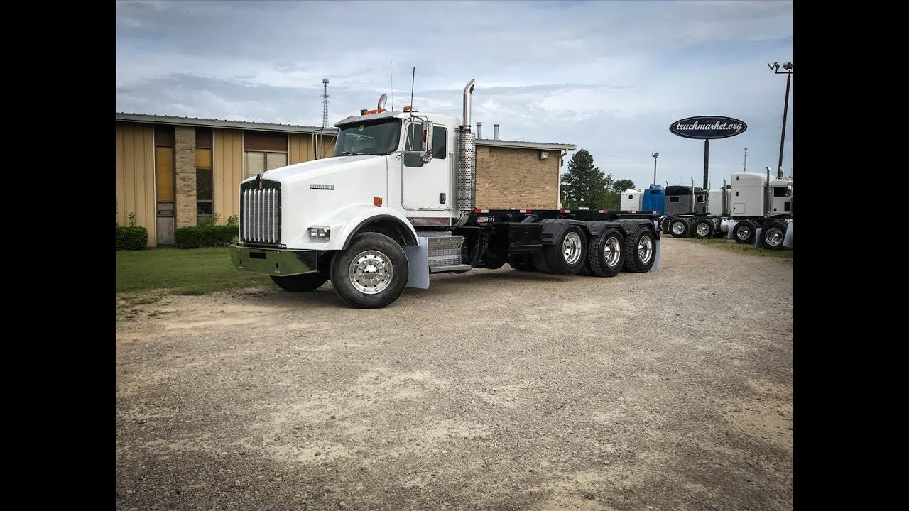 2006 Kenworth T800 Roll-Off Truck for sale