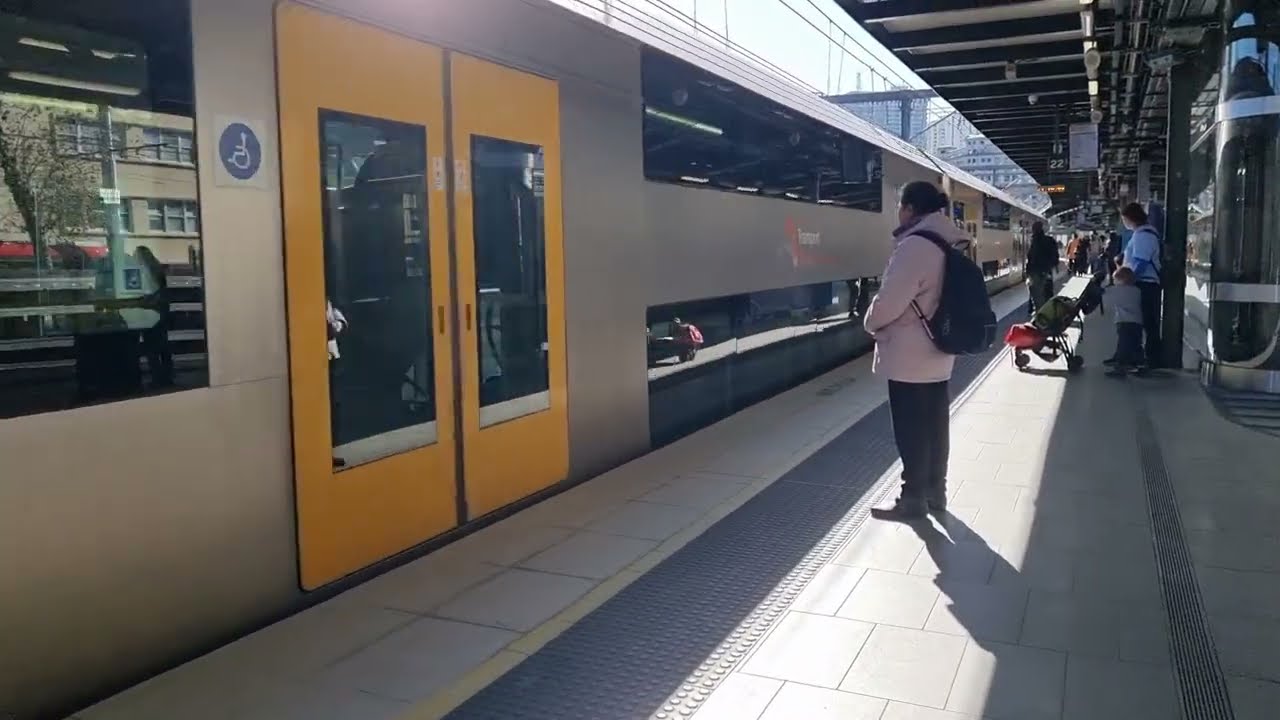 Quick Sydney Train Ride - Central to St peters.