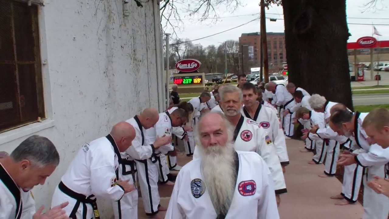 Jung's Tae Kwon Do 9th Dan Test Opening Grand Bow 정우진 태권도