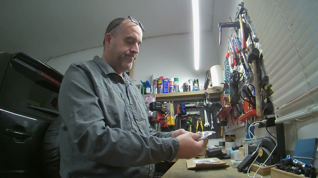 Restauración  GSF650    (Cap 2)