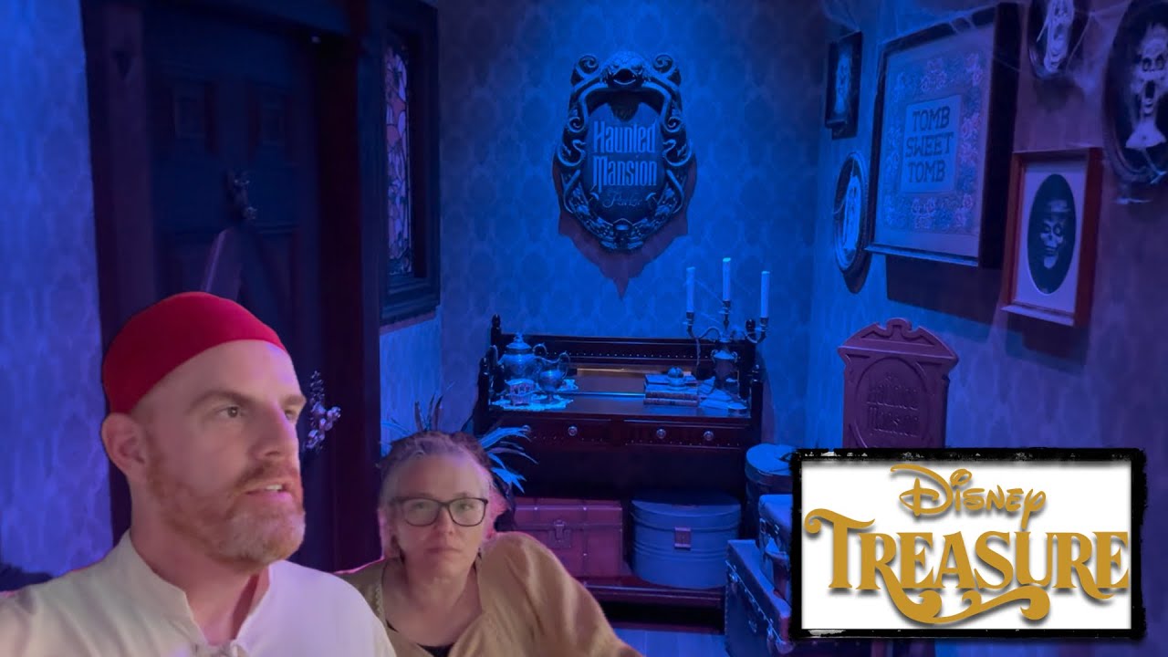 Disney Treasure Cruise! | Haunted Mansion Parlor | Pirate Night | Matt Grinke in Scat Cat Lounge!