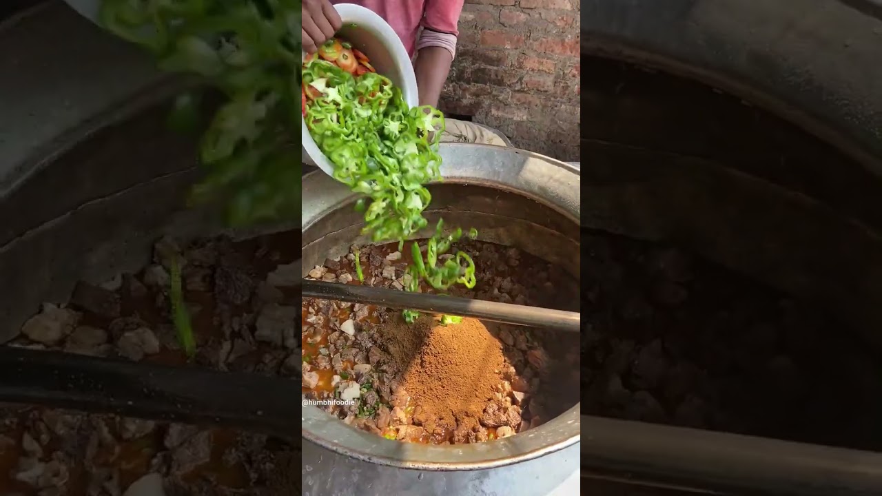 Bade Ke Gosht Ki Biryani Making At Niyaz Bhai Ki Biryani, Chamanganj, Kanpur | #shorts