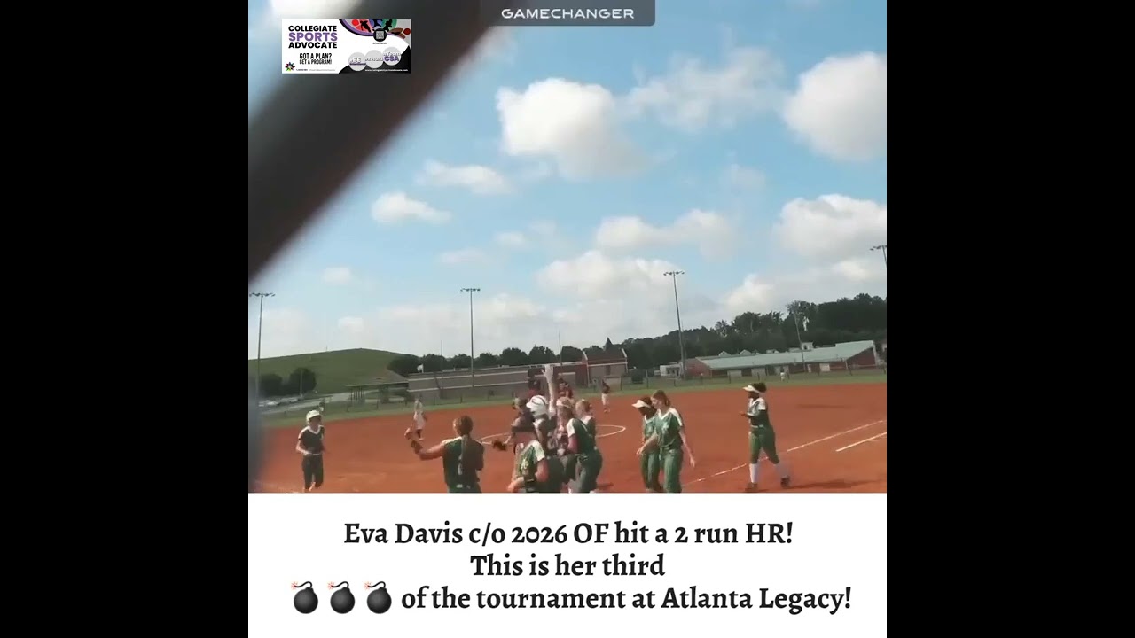 Eva Davis c/o 2026 OF hit a 2 run HR! 
This is her third 💣💣💣 of the tournament at Atlanta Legacy!