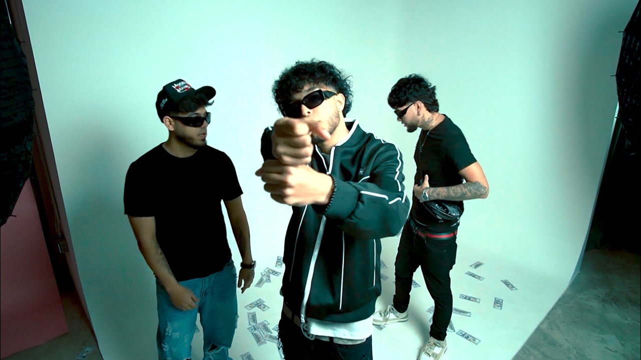 John Caro, Da Vincci, Jeey Milán & ANDRVGZZ - PUTI (Video Oficial)