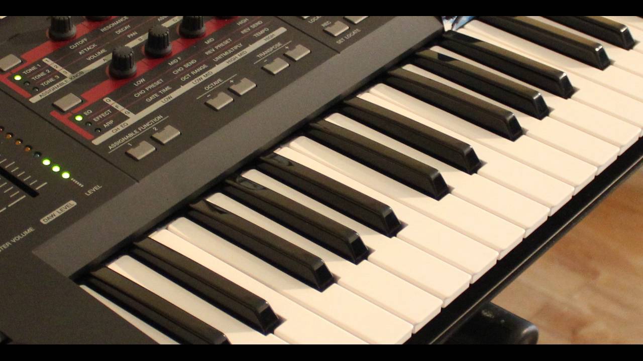 YAMAHA MOXF6 VOCODER TRY-OUT SONG:   