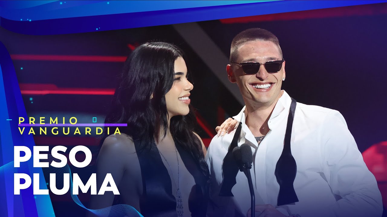 Peso Pluma recibe el Premio Billboard Vanguardia | Premios Billboard de la Música Latina 2025