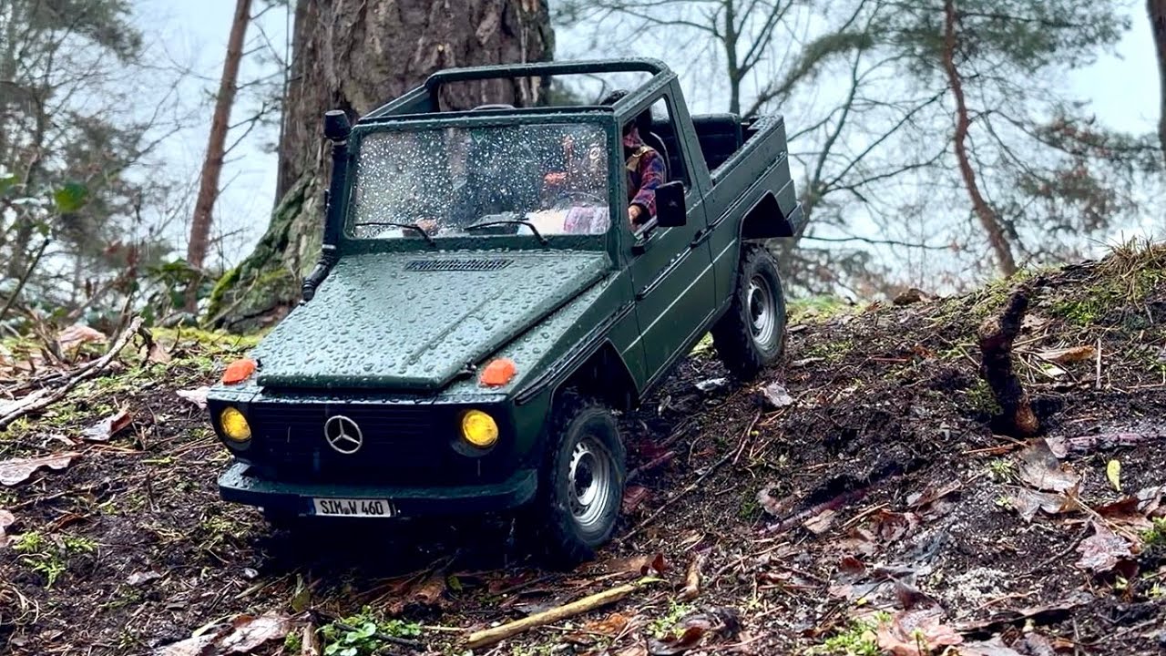 1/10 Mercedes Benz G class - looking for tree trunks
