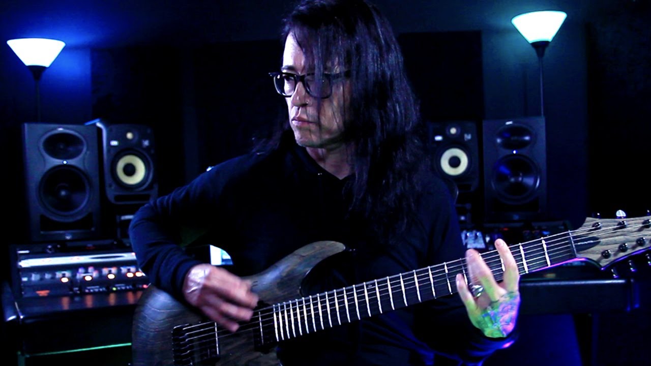 MEEGS RASCON Riffs With The Doomchild Fuzz Pedal!