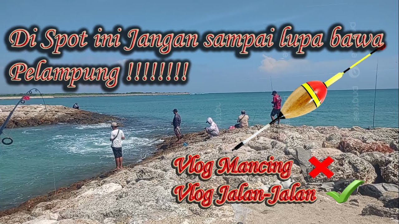 Pesona pantai sekeh,  di sampingnya bandara coyyy